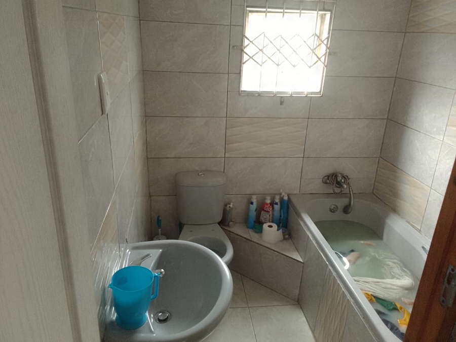 2 Bedroom Property for Sale in Mdantsane Nu 6 Eastern Cape